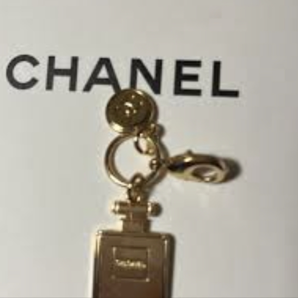 Chanel Gold Keychain Accessory - Picture 8 of 10